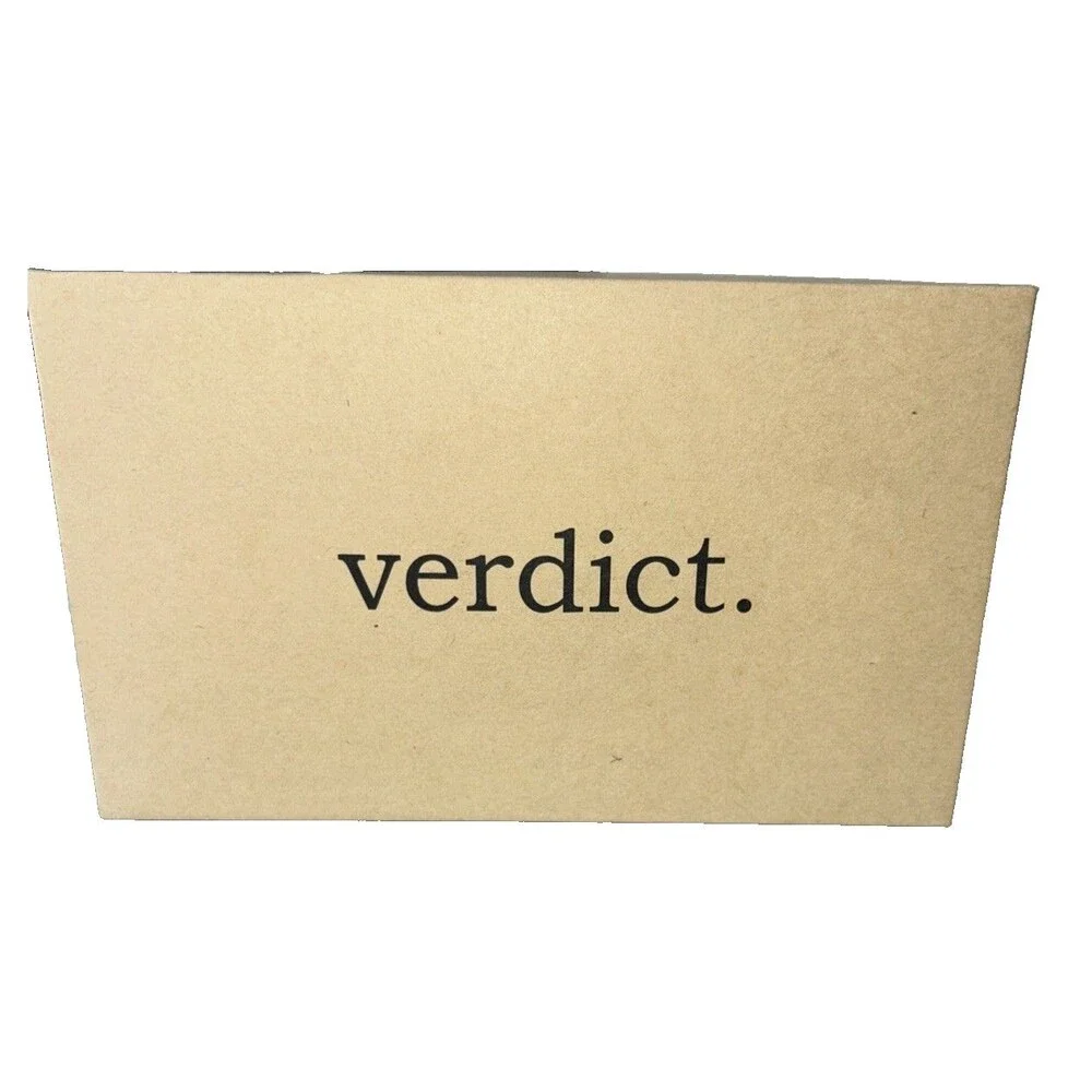Verdict Juniper Power Bank. 10000 mAh Power Source Gray New in Box MSRP $229
